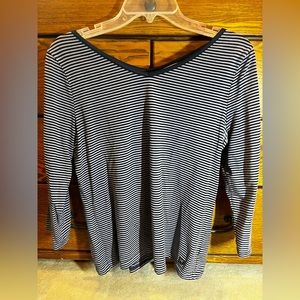 Liz Claiborne long sleeve top.